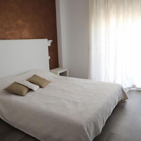 Interno 11 City View With Kitchen - 70 Mq Бари Екстериор снимка