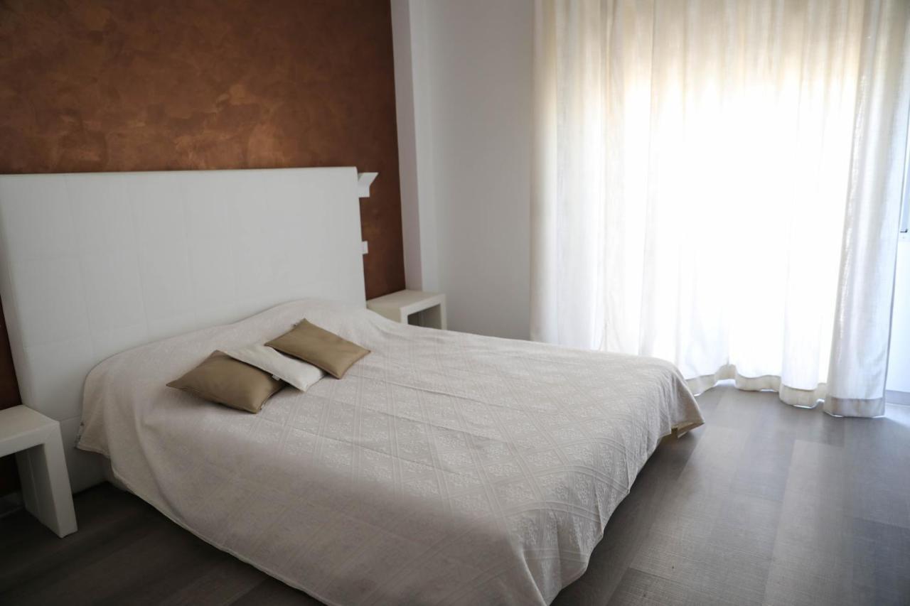Interno 11 City View With Kitchen - 70 Mq Бари Екстериор снимка