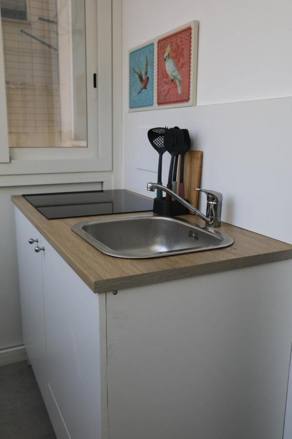 Interno 11 City View With Kitchen - 70 Mq Бари Екстериор снимка